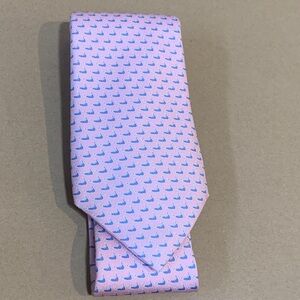 Vineyard Vines pink and light blue silk tie